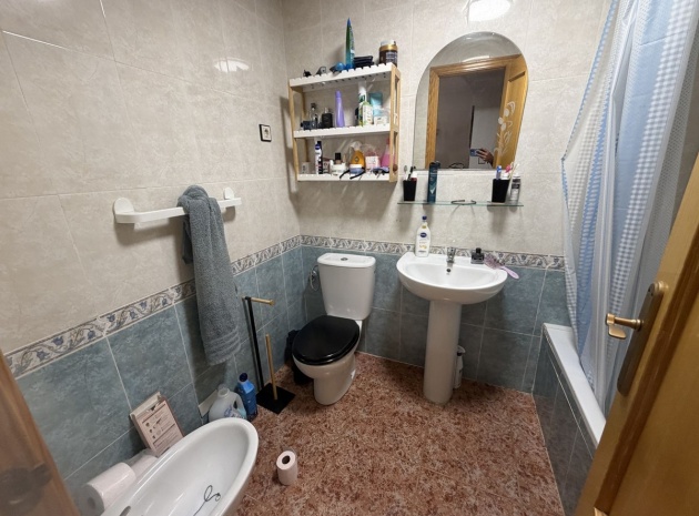 Resale - Apartment - Alicante - Alicante Centro