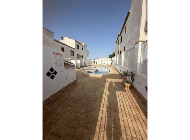 Resale - Apartment - Alicante - Alicante Centro