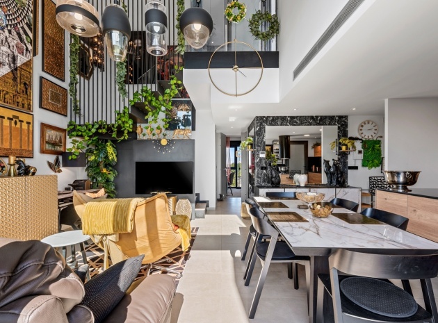 Resale - Apartment - Villamartin
