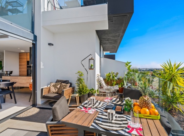 Resale - Apartment - Villamartin