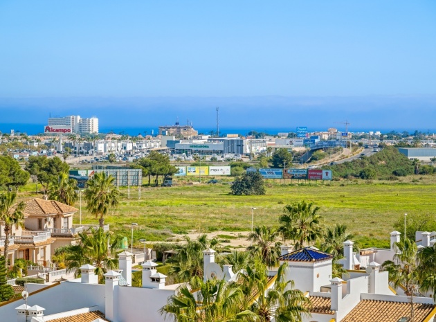 Resale - Apartment - Villamartin
