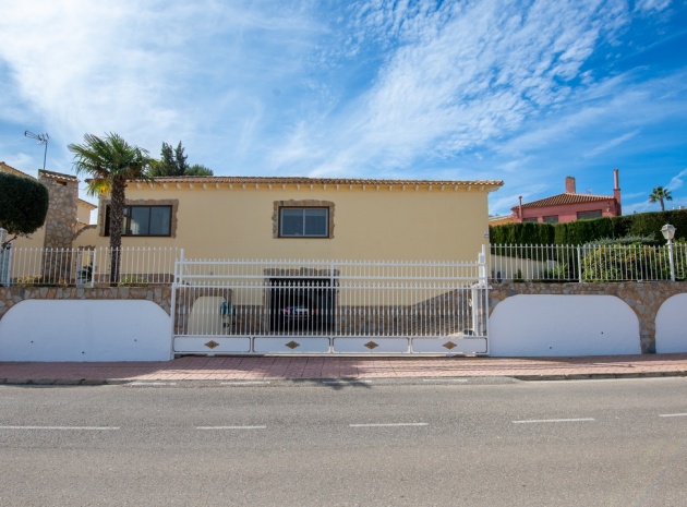 Återförsäljning - Villa - Algorfa