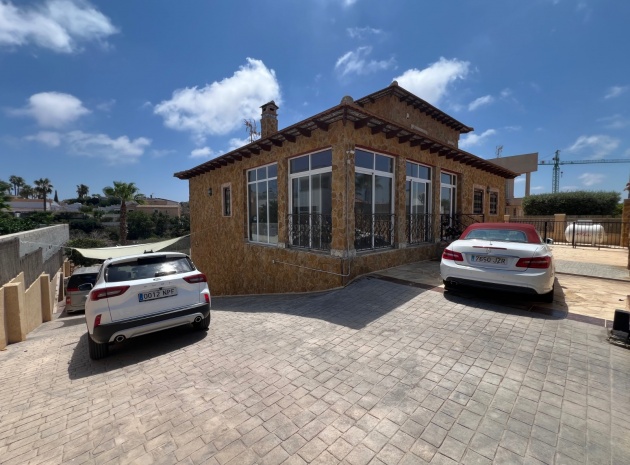 Återförsäljning - Villa - La Marina