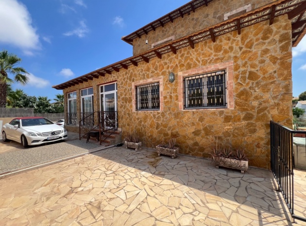 Återförsäljning - Villa - La Marina