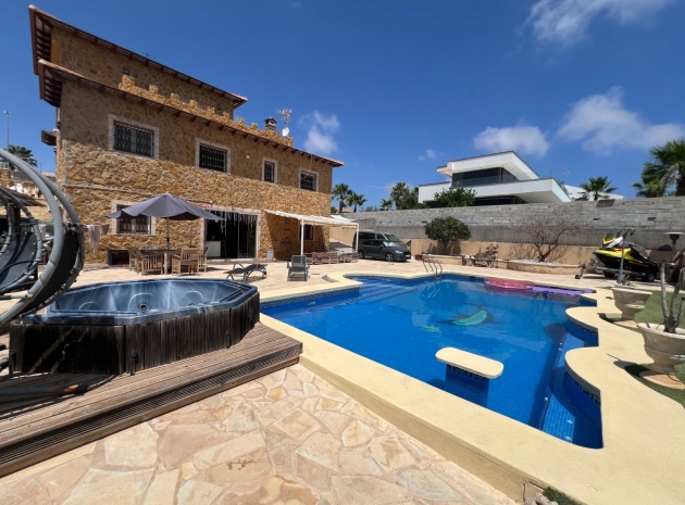 Återförsäljning - Villa - La Marina