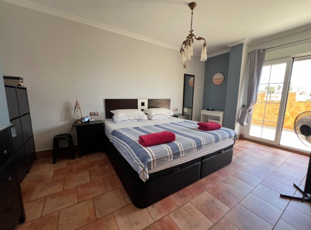 Återförsäljning - Villa - La Marina