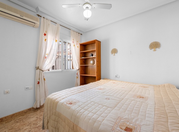 Resale - Villa - Guardamar del Segura