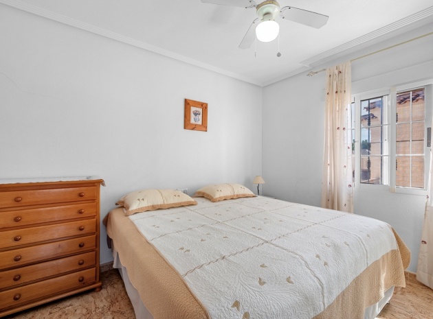 Resale - Villa - Guardamar del Segura