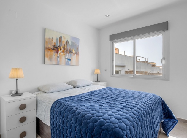 Återförsäljning - Villa - Orihuela - Punta Prima