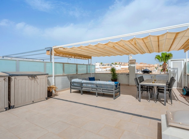 Återförsäljning - Villa - Orihuela - Punta Prima