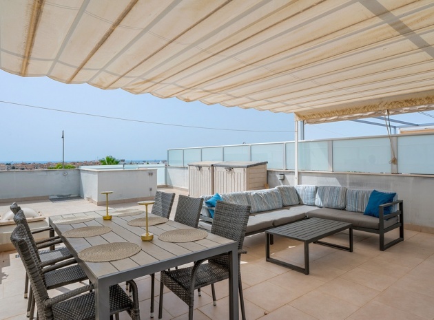 Återförsäljning - Villa - Orihuela - Punta Prima
