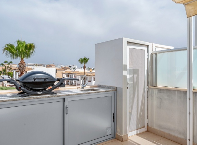 Återförsäljning - Villa - Orihuela - Punta Prima