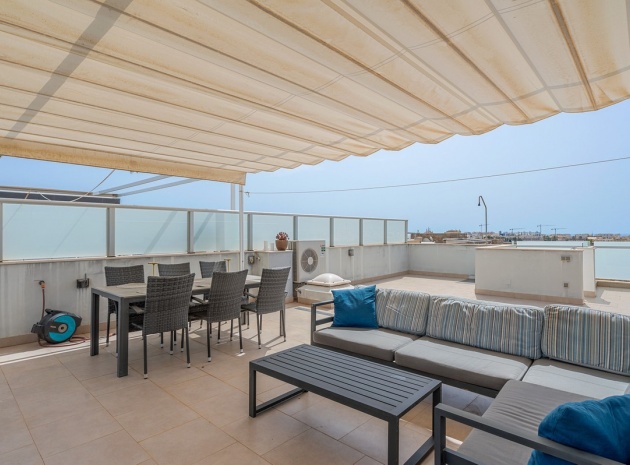 Återförsäljning - Villa - Orihuela - Punta Prima