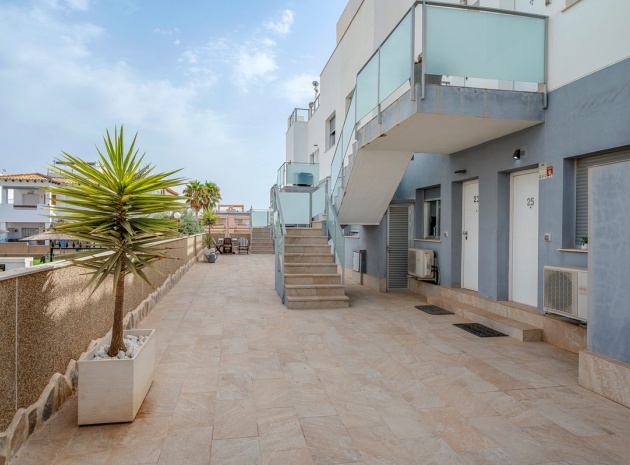 Återförsäljning - Villa - Orihuela - Punta Prima