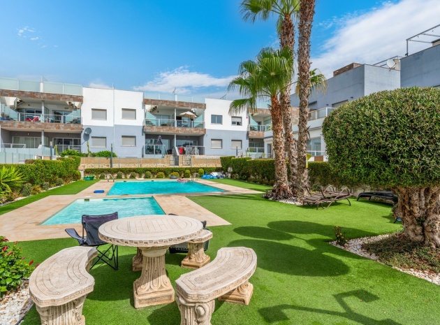 Återförsäljning - Villa - Orihuela - Punta Prima