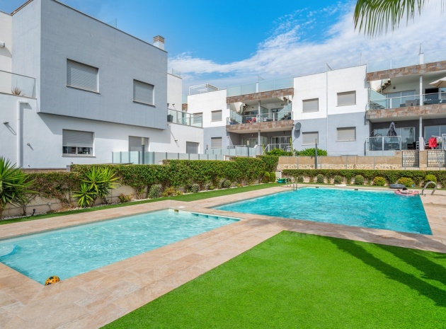 Återförsäljning - Villa - Orihuela - Punta Prima