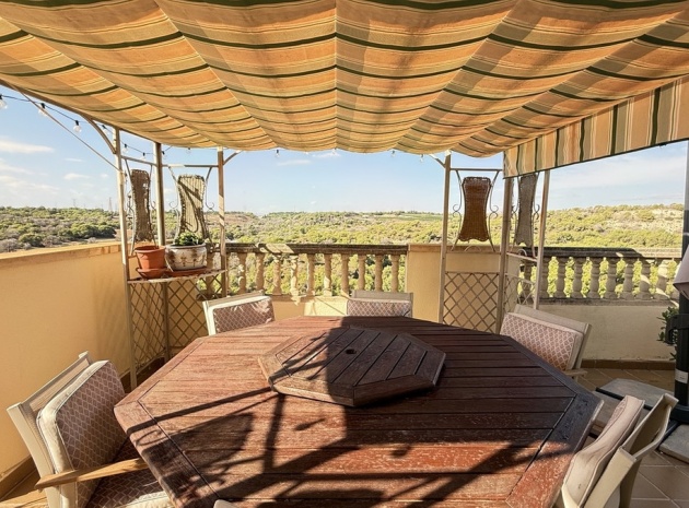 Wederverkoop - Villa - Orihuela - Villamartin