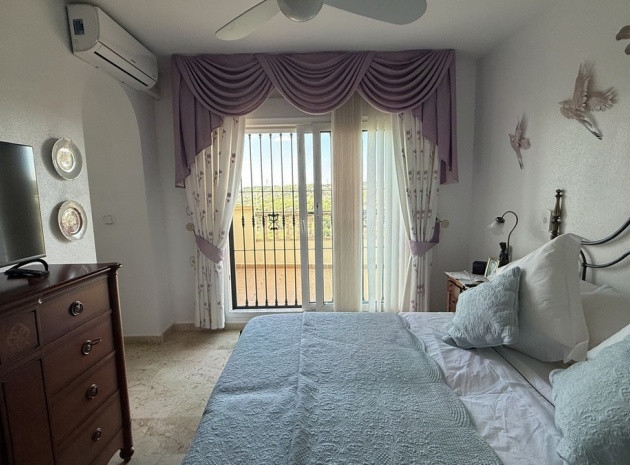 Wederverkoop - Villa - Orihuela - Villamartin