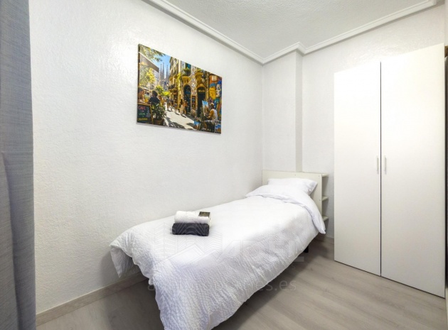 Wiederverkauf - Wohnung - Alicante - Parque de las Naciones