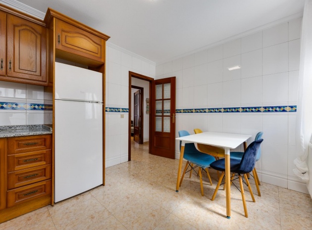 Resale - Apartment - San Miguel de Salinas