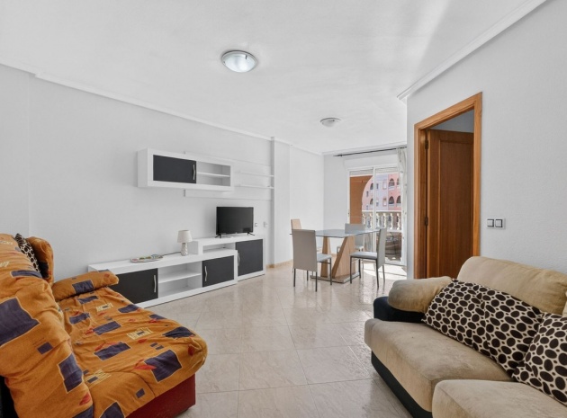 Återförsäljning - Lägenhet - Torrevieja - Torrevieja Centro
