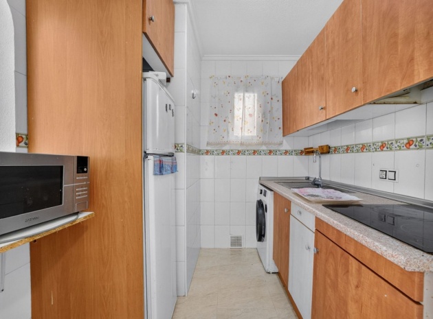 Återförsäljning - Lägenhet - Torrevieja - Torrevieja Centro