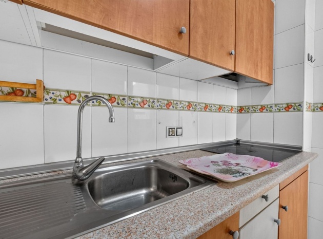 Återförsäljning - Lägenhet - Torrevieja - Torrevieja Centro