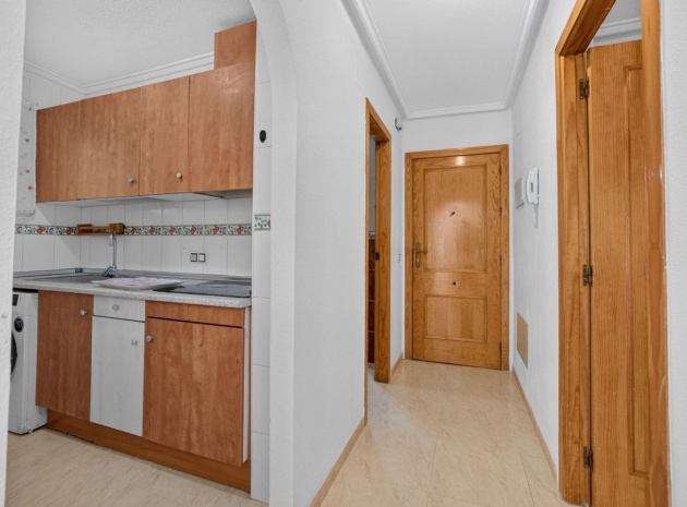 Återförsäljning - Lägenhet - Torrevieja - Torrevieja Centro