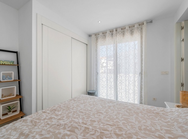 Återförsäljning - Villa - Orihuela - Villamartin