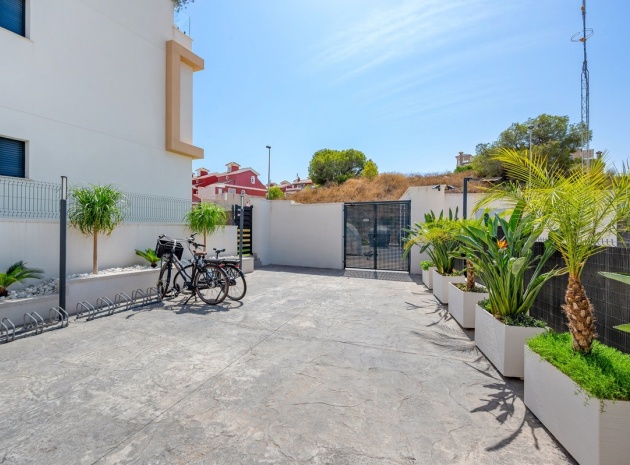 Wiederverkauf - Wohnung - Orihuela - Villamartin