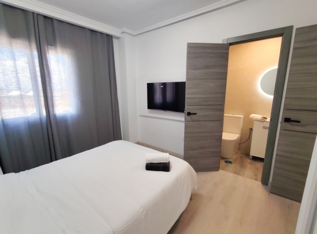 Wederverkoop - Appartement - Torrevieja - Torrevieja Centro