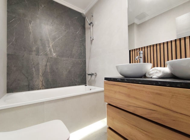 Wederverkoop - Appartement - Torrevieja - Torrevieja Centro