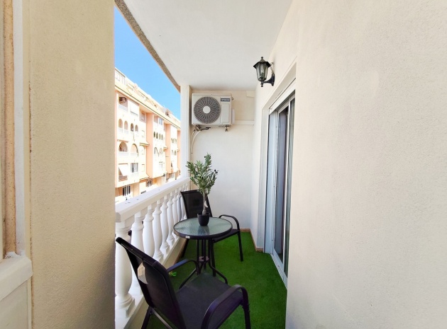 Wederverkoop - Appartement - Torrevieja - Torrevieja Centro
