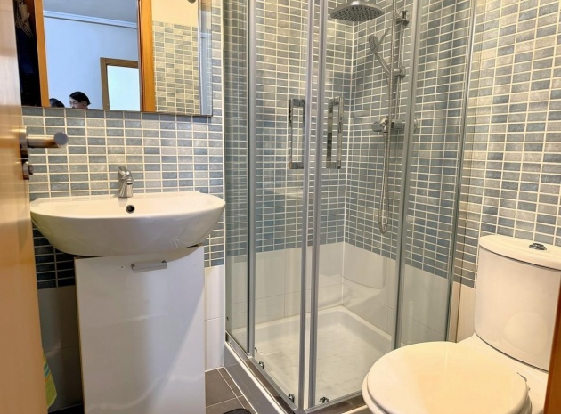 Resale - Apartment - Torrevieja - Torrevieja Centro