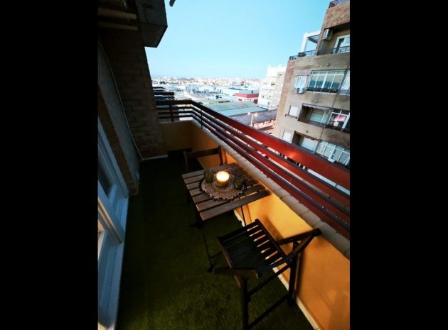 Wiederverkauf - Wohnung - Torrevieja - Torrevieja Centro