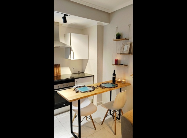 Wiederverkauf - Wohnung - Torrevieja - Torrevieja Centro