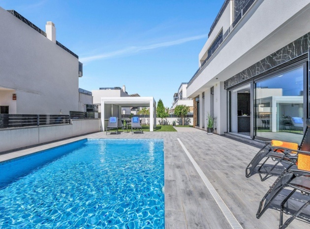 Wiederverkauf - Villa - Torrevieja - Torrevieja Centro