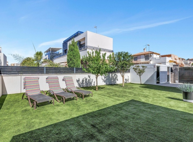 Wiederverkauf - Villa - Torrevieja - Torrevieja Centro