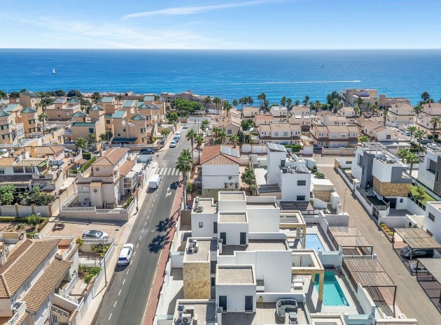 Wiederverkauf - Villa - Torrevieja - Torrevieja Centro