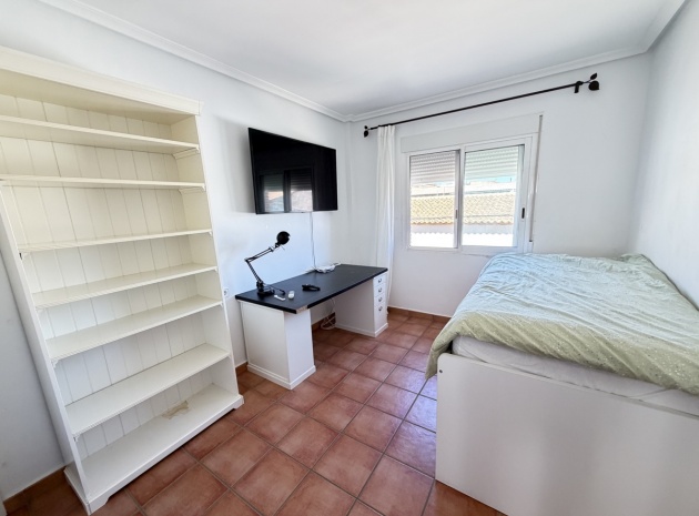 Resale - Townhouse - Pilar De La Horradada