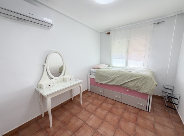 Resale - Townhouse - Pilar De La Horradada