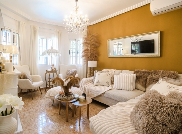 Återförsäljning - Villa - Guardamar del Segura - El Raso