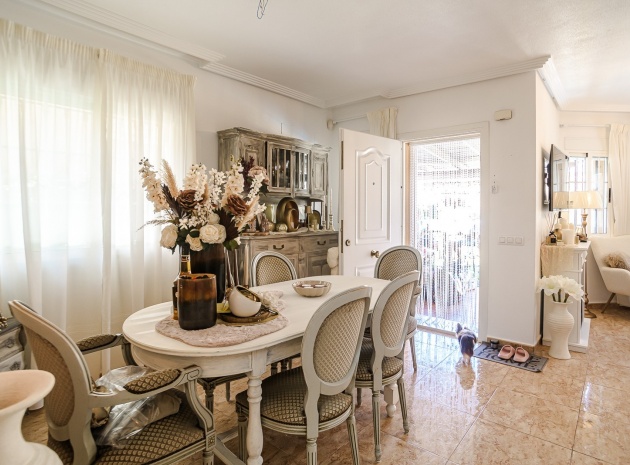Återförsäljning - Villa - Guardamar del Segura - El Raso