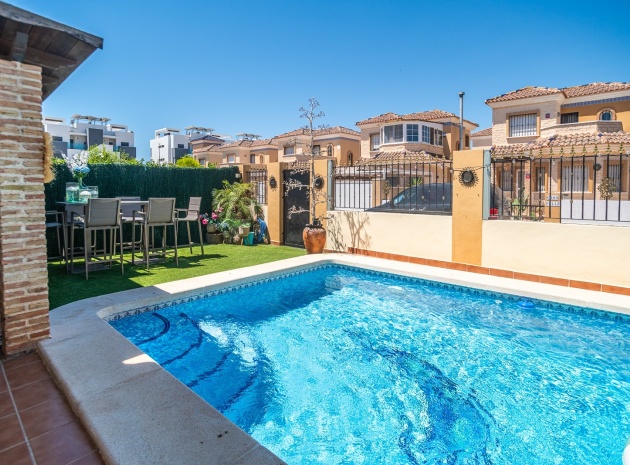 Återförsäljning - Villa - Guardamar del Segura - El Raso