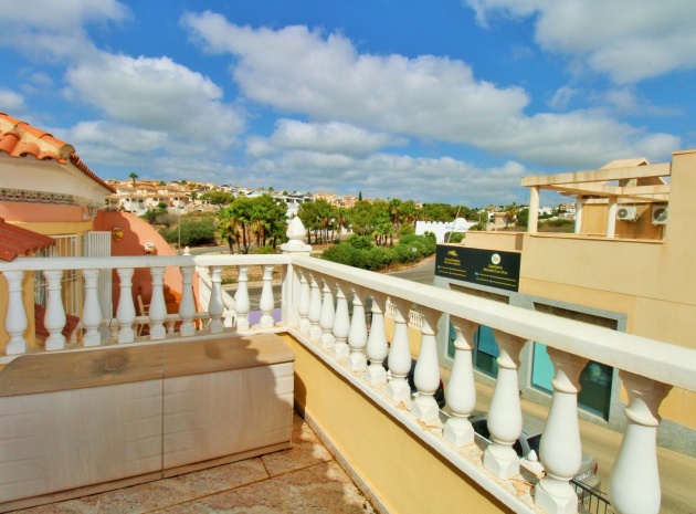 Resale - Townhouse - Villamartin - bosque de las lomas