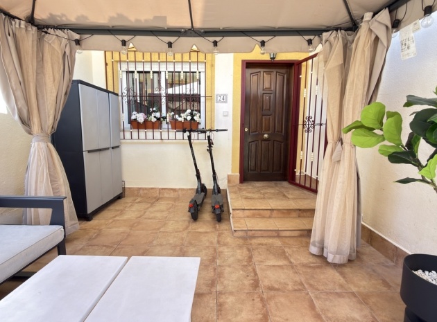 Resale - Townhouse - La Zenia - amapolas