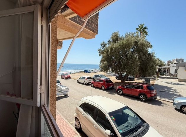 Återförsäljning - Lägenhet - Torrevieja - Torrevieja Centro