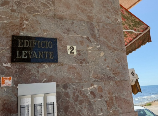 Återförsäljning - Lägenhet - Torrevieja - Torrevieja Centro