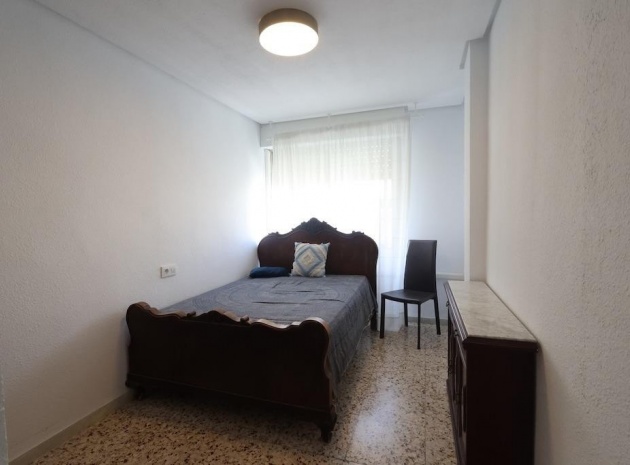 Wiederverkauf - Wohnung - Torrevieja - Torrevieja Centro