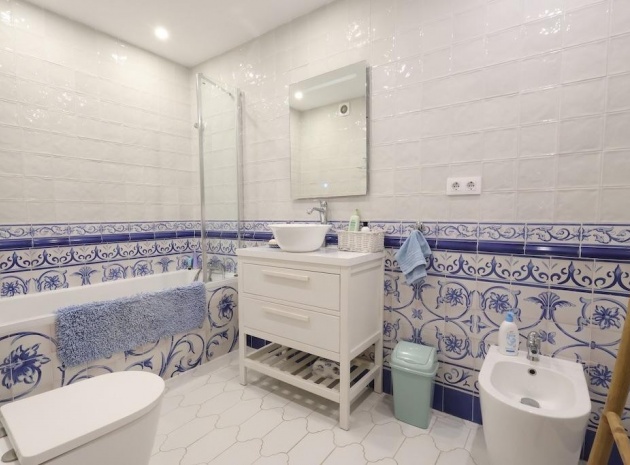 Wiederverkauf - Wohnung - Torrevieja - Torrevieja Centro